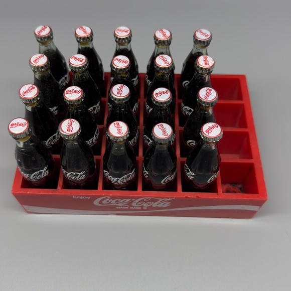 Vintage miniature coca cola glass bottles RARE - Picture 2 of 8